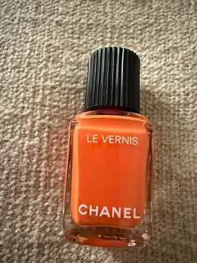 CHANEL Press-On Nails Inspired by 745 Cruise - Bright Orange